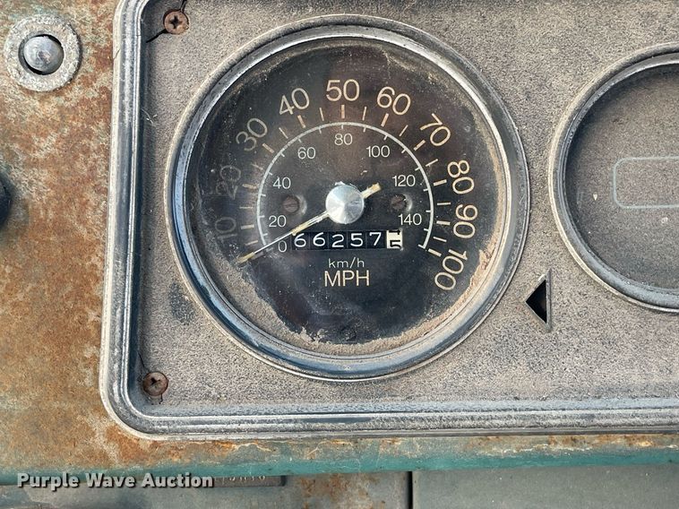 image for item ME9888 1979 Chevrolet Step Van 20  delivery van