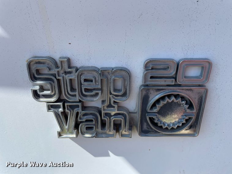 image for item ME9888 1979 Chevrolet Step Van 20  delivery van