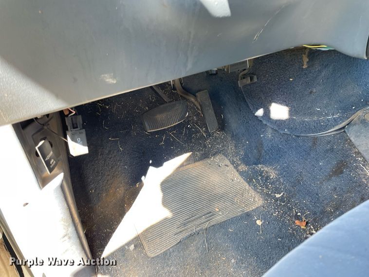 image for item ME9889 1997 Ford Aerostar  van