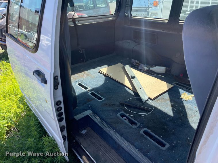 image for item ME9889 1997 Ford Aerostar  van