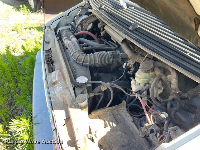 image for item ME9889 1997 Ford Aerostar  van