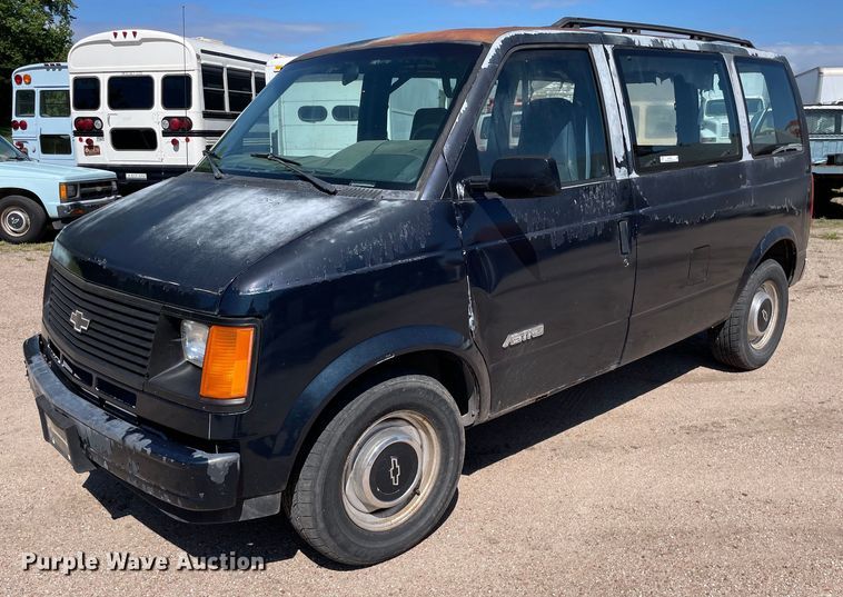 image for item ME9891 1991 Chevrolet Astro  van