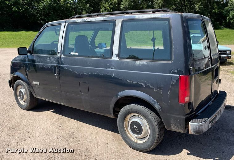 image for item ME9891 1991 Chevrolet Astro  van