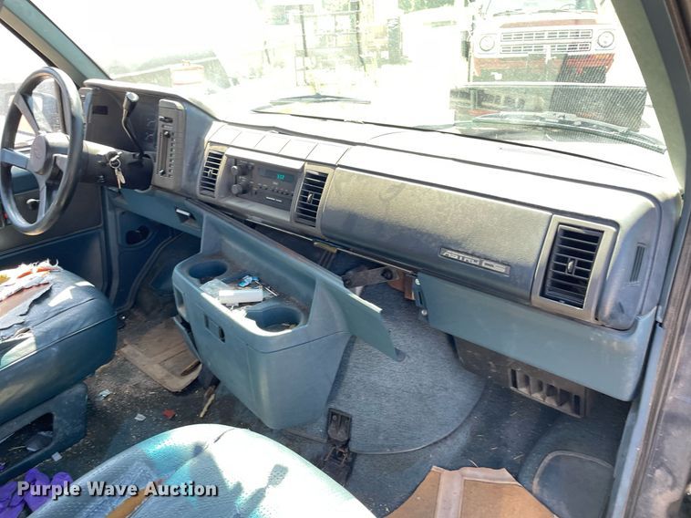 image for item ME9891 1991 Chevrolet Astro  van