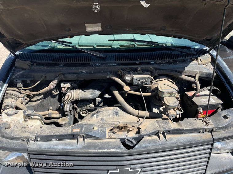 image for item ME9891 1991 Chevrolet Astro  van