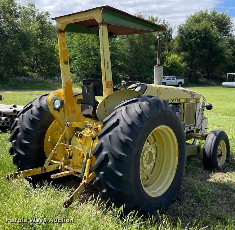 image for item ME9895 1980 John Deere 2640A  tractor