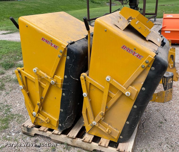 image for item ME9897 (2) Hustler Super Z ZTR lawn mowers