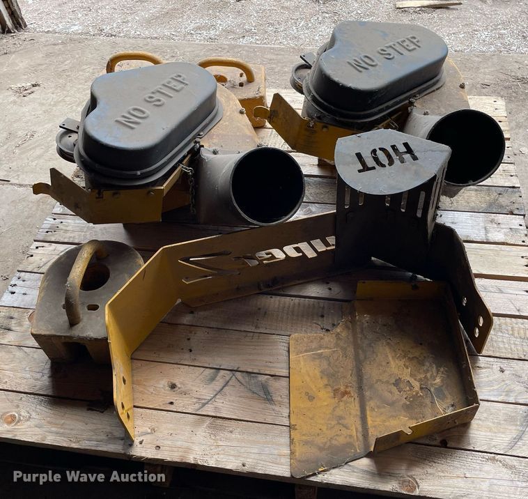 image for item ME9897 (2) Hustler Super Z ZTR lawn mowers