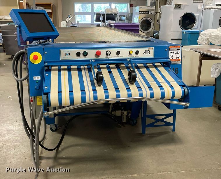 image for item ME9902 Chicago Dryer Company Air Chicago XL  laundry folder