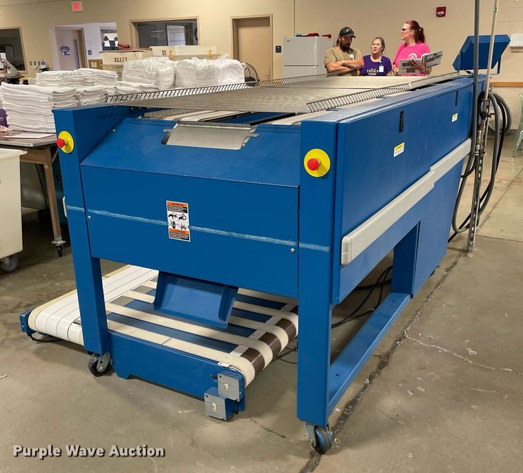 image for item ME9902 Chicago Dryer Company Air Chicago XL  laundry folder