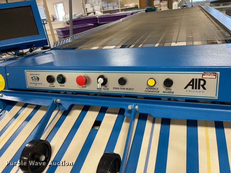 image for item ME9902 Chicago Dryer Company Air Chicago XL  laundry folder