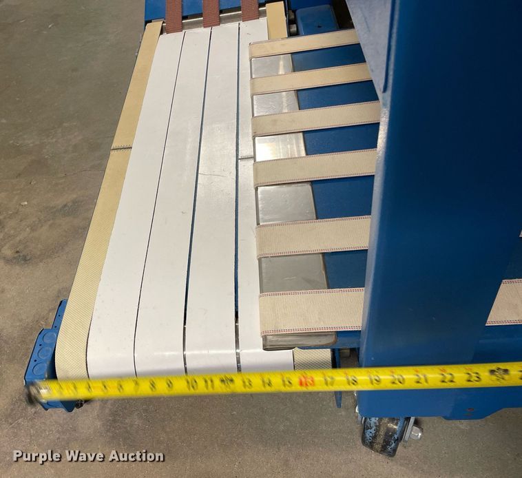 image for item ME9902 Chicago Dryer Company Air Chicago XL  laundry folder