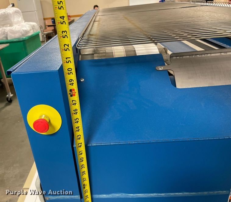 image for item ME9902 Chicago Dryer Company Air Chicago XL  laundry folder