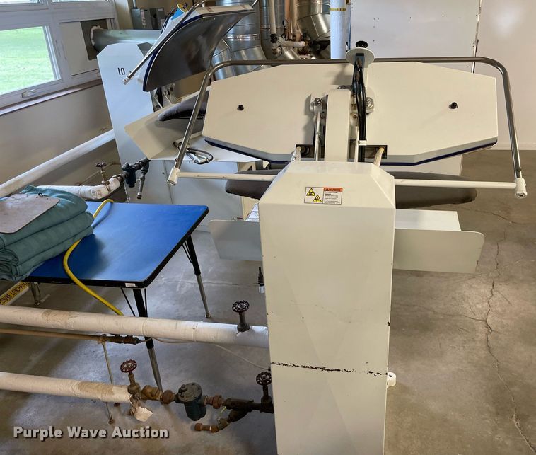 image for item ME9903 (2) Forenta steam press tables