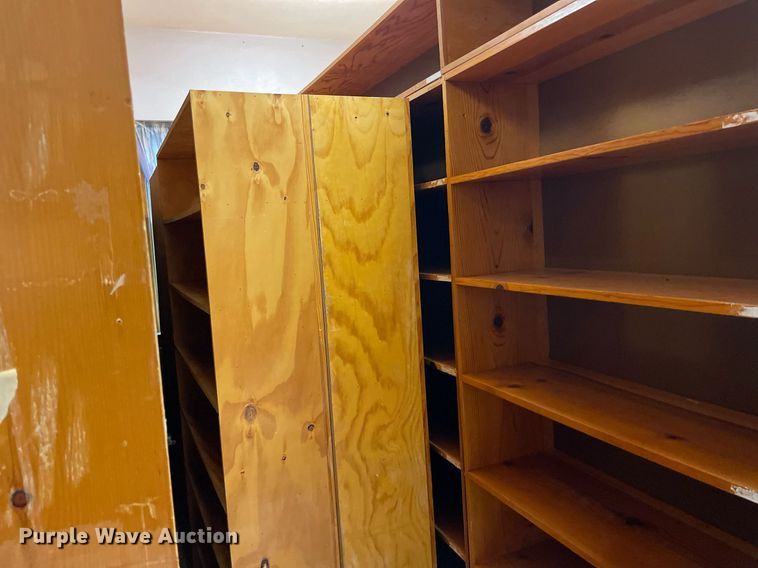 image for item ME9905 Shelves