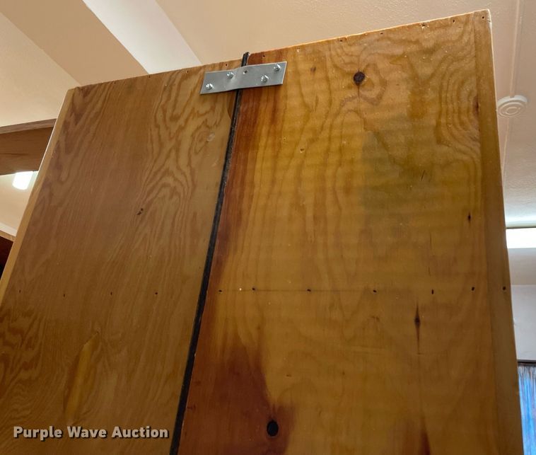 image for item ME9905 Shelves