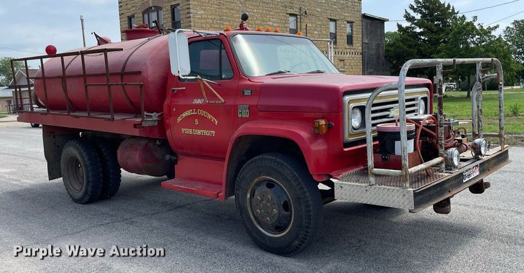 image for item ME9941 1976 Chevrolet C60  tanker fire truck