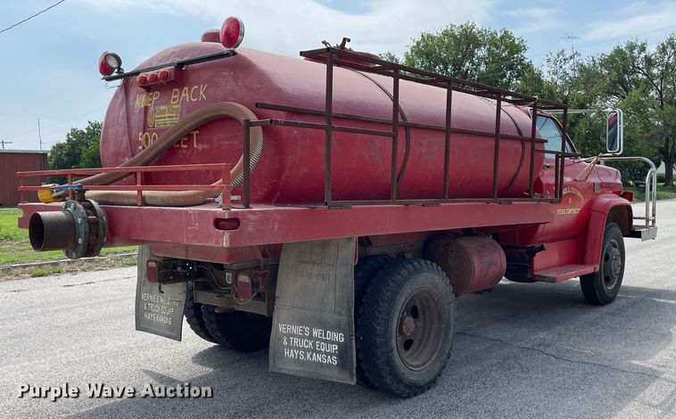 image for item ME9941 1976 Chevrolet C60  tanker fire truck
