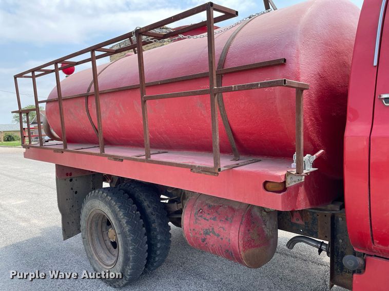 image for item ME9941 1976 Chevrolet C60  tanker fire truck