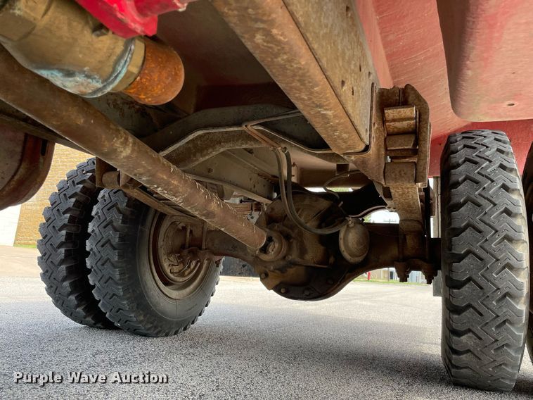 image for item ME9941 1976 Chevrolet C60  tanker fire truck