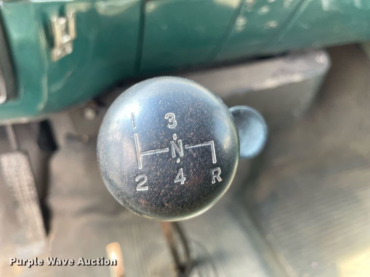 image for item ME9941 1976 Chevrolet C60  tanker fire truck