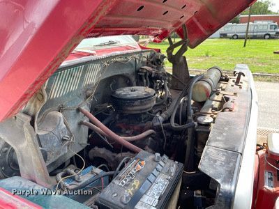 image for item ME9941 1976 Chevrolet C60  tanker fire truck