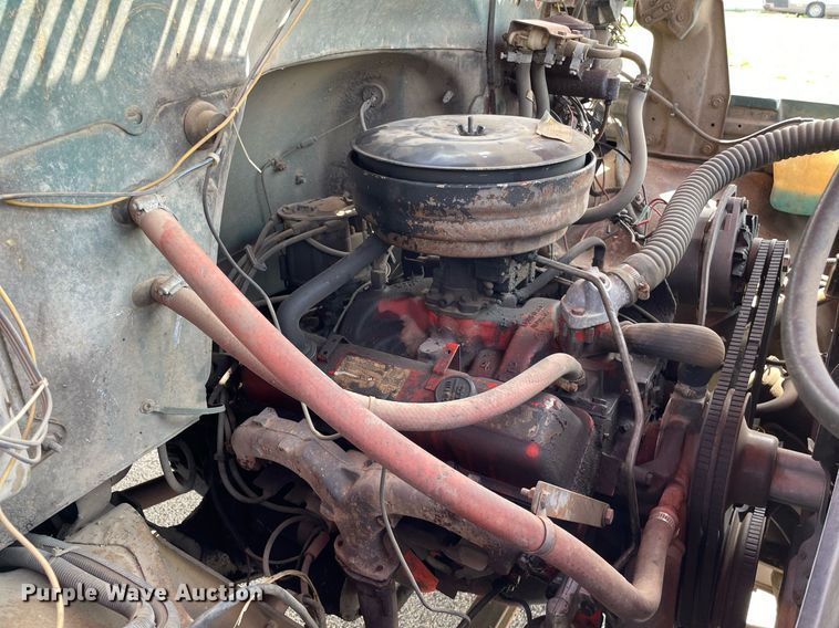 image for item ME9941 1976 Chevrolet C60  tanker fire truck