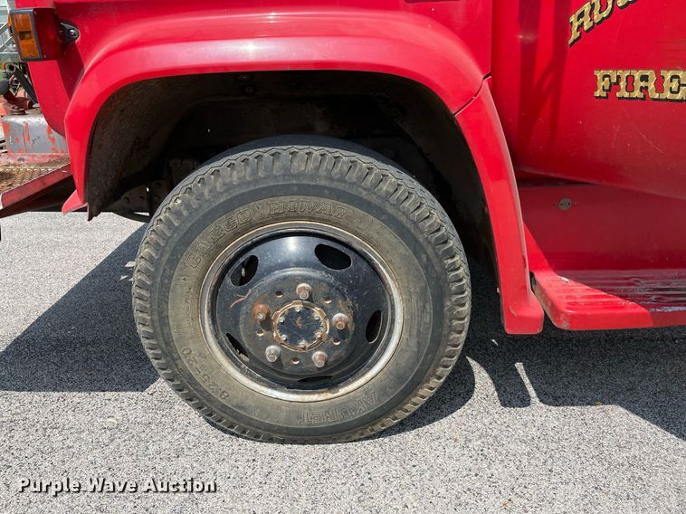 image for item ME9941 1976 Chevrolet C60  tanker fire truck