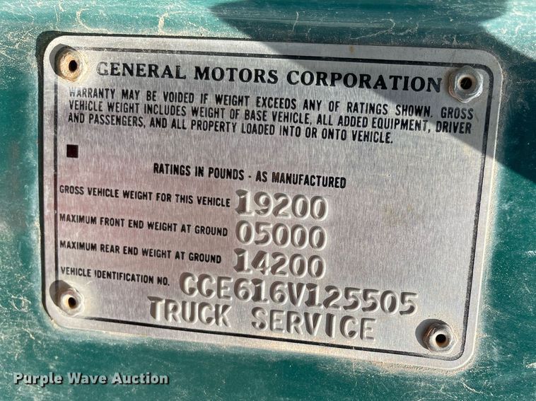 image for item ME9941 1976 Chevrolet C60  tanker fire truck