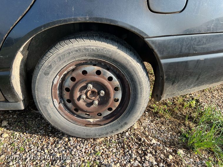 image for item MF9938 2001 Saturn SL1