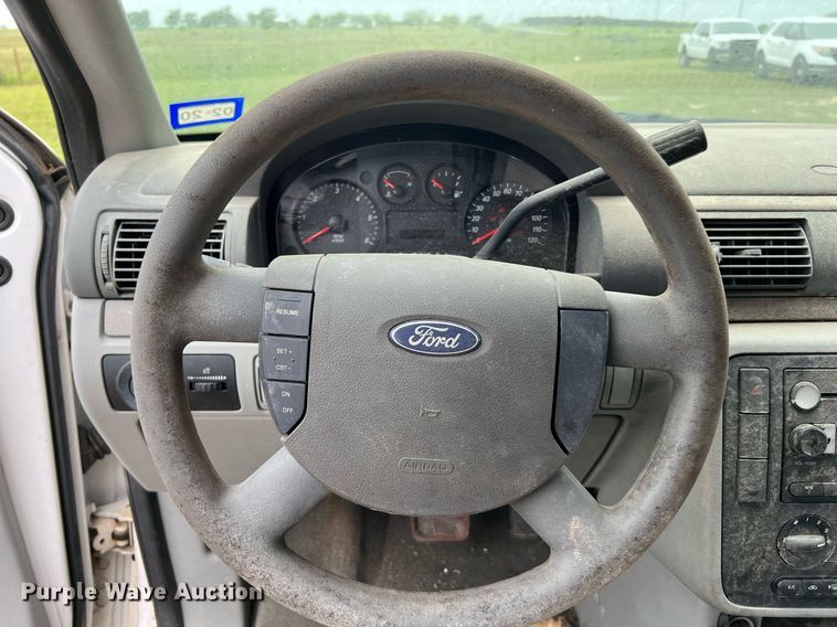 image for item MF9941 2004 Ford Freestar  van