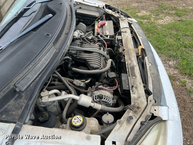 image for item MF9941 2004 Ford Freestar  van