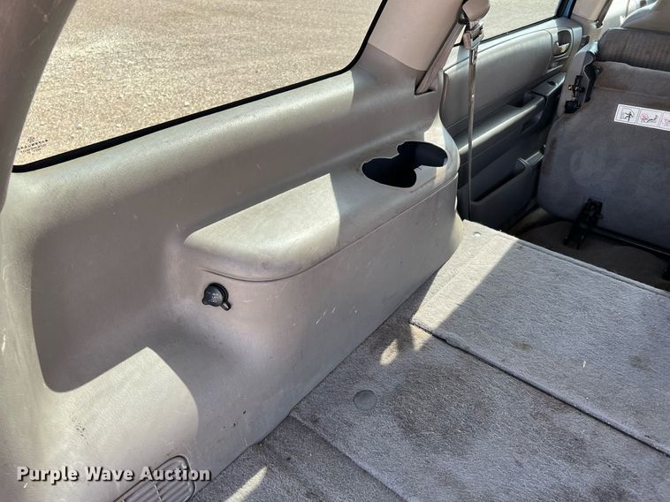 image for item MF9949 2003 Dodge Durango  SUV