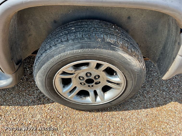 image for item MF9949 2003 Dodge Durango  SUV