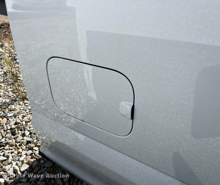 image for item MG9307 Ford F350  pickup truck bed