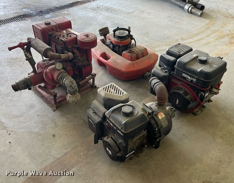 image for item MG9315 (4) water pumps