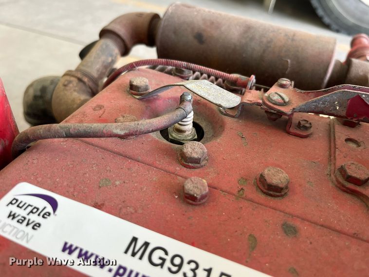 image for item MG9315 (4) water pumps