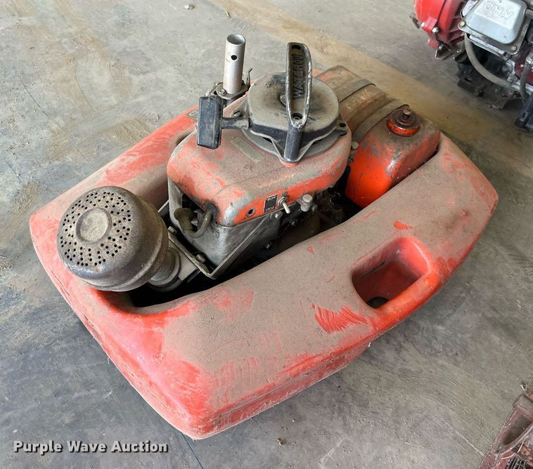 image for item MG9315 (4) water pumps