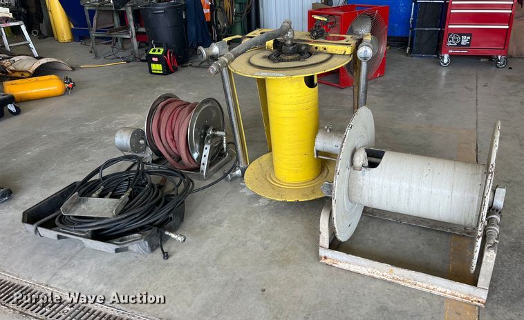 image for item MG9319 (3) hose reels