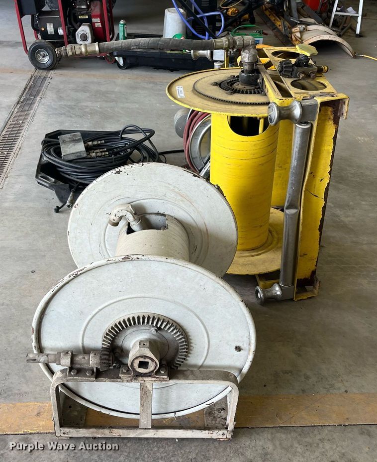 image for item MG9319 (3) hose reels