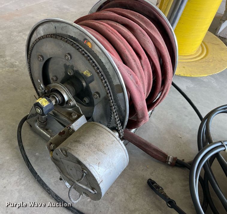 image for item MG9319 (3) hose reels
