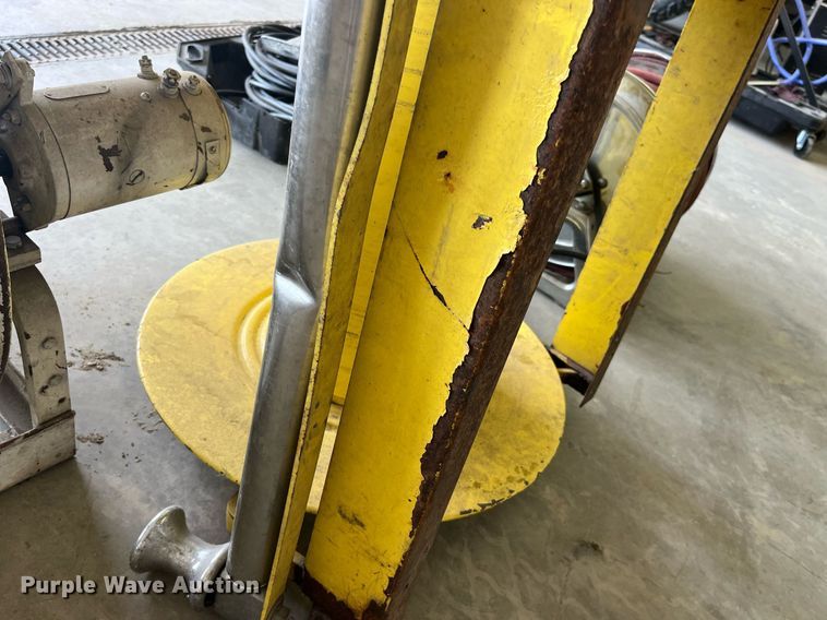 image for item MG9319 (3) hose reels