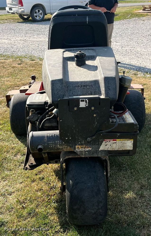 image for item MG9326 2007 Jacobsen Greens King IV Plus  triplex greens roller