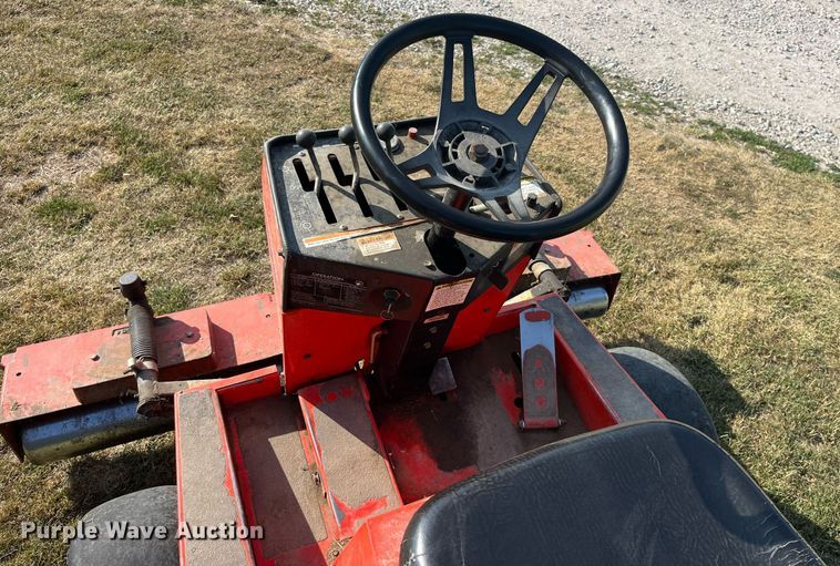 image for item MG9326 2007 Jacobsen Greens King IV Plus  triplex greens roller