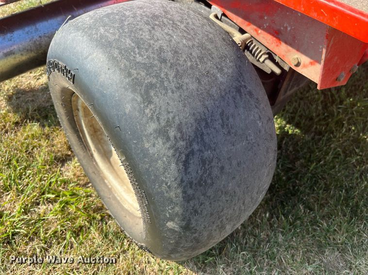 image for item MG9326 2007 Jacobsen Greens King IV Plus  triplex greens roller