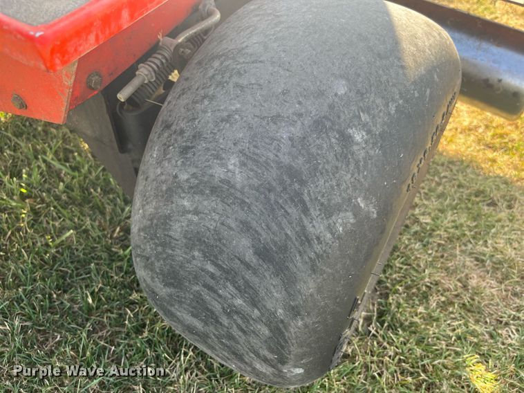 image for item MG9326 2007 Jacobsen Greens King IV Plus  triplex greens roller