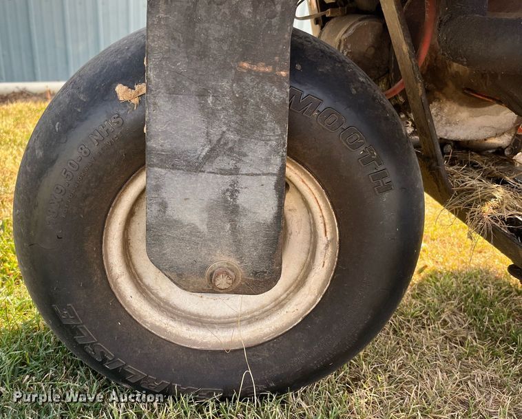 image for item MG9326 2007 Jacobsen Greens King IV Plus  triplex greens roller