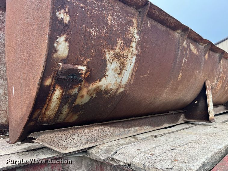 image for item MG9332 Dump bed liner