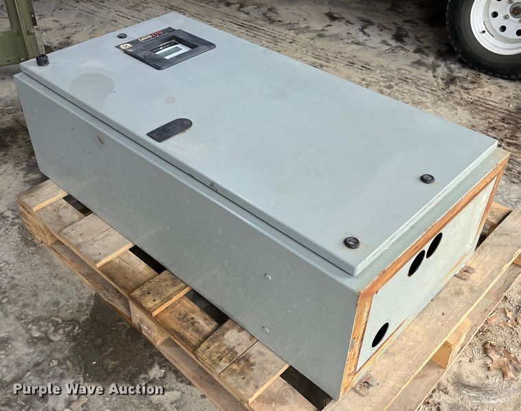 image for item MG9334 Zenith ZTG000A00040F  transfer switch