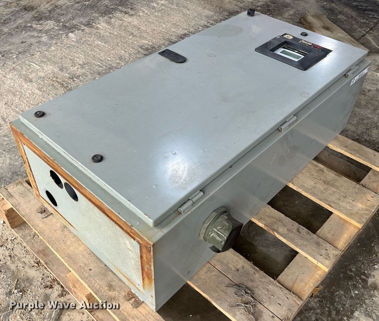 image for item MG9334 Zenith ZTG000A00040F  transfer switch